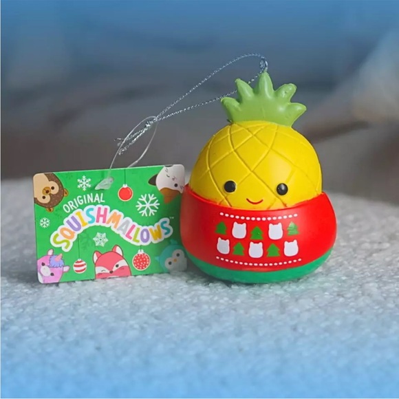 Squishmallows Maui the Pineapple Christmas Decoration, Tree Ornament Kurt Adler - Picture 3 of 8